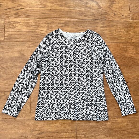 The Talbots Tee Women's Size MP Petite Crewneck Aztec Snowflake White/Black - Picture 1 of 7